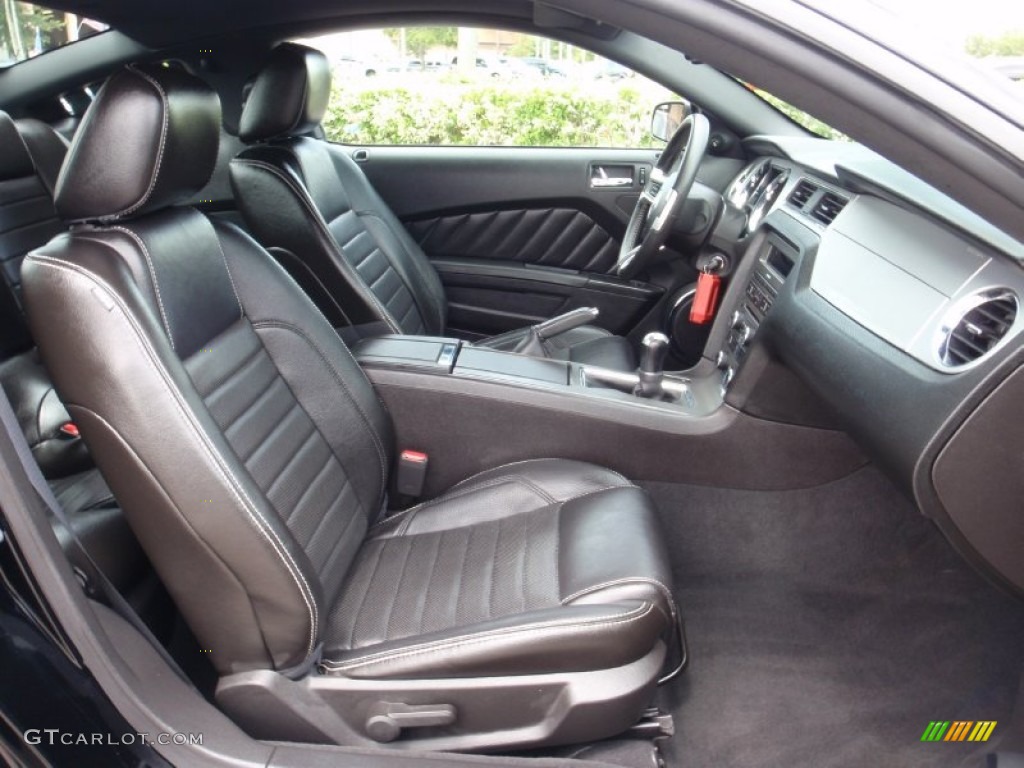 Charcoal Black Interior 2010 Ford Mustang GT Premium Coupe Photo #67223727