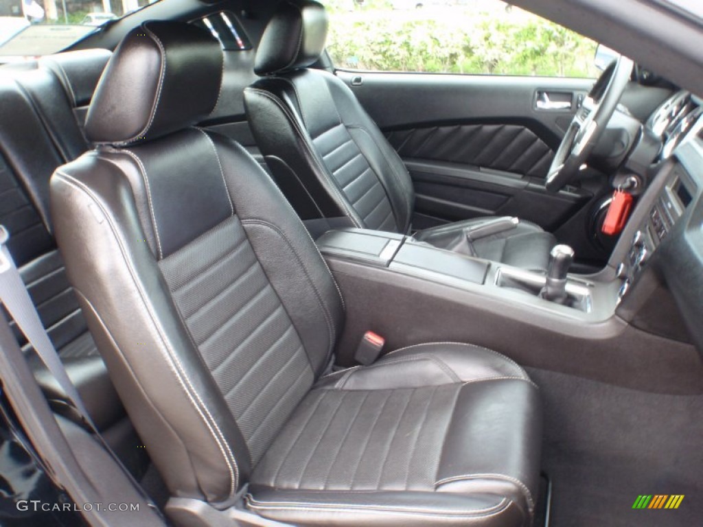 Charcoal Black Interior 2010 Ford Mustang GT Premium Coupe Photo #67223796
