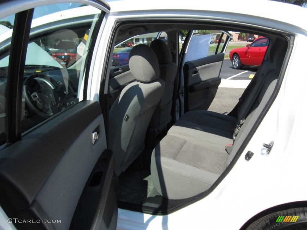 2012 Sentra 2.0 S - Aspen White / Charcoal photo #27