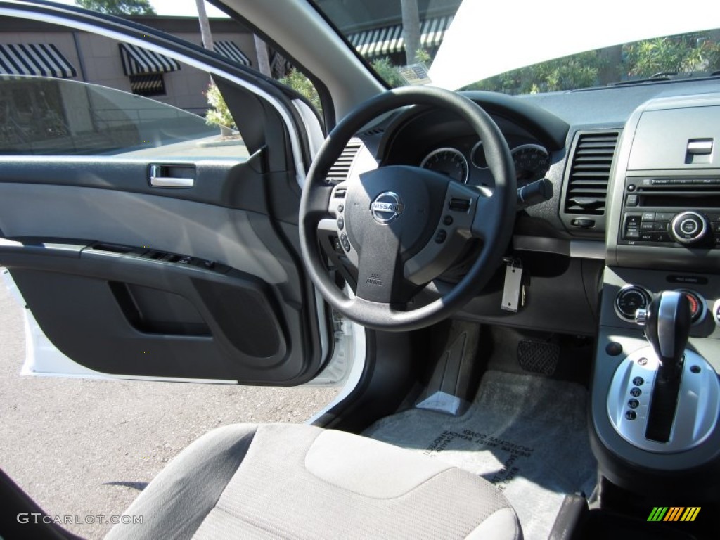 2012 Sentra 2.0 S - Aspen White / Charcoal photo #34