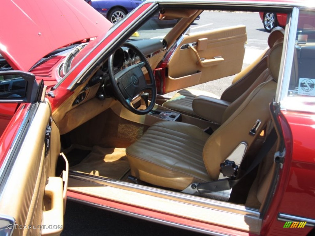 Parchment Interior 1989 Mercedes-Benz SL Class 560 SL Roadster Photo #67226529