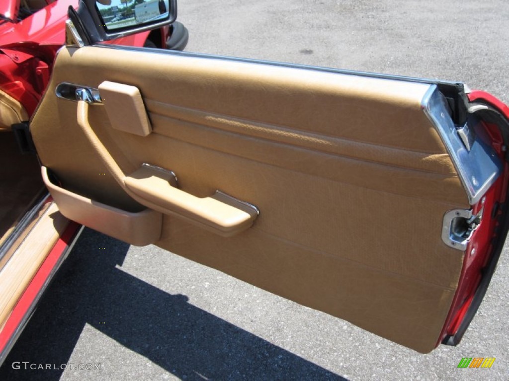 1989 Mercedes-Benz SL Class 560 SL Roadster Parchment Door Panel Photo #67226556