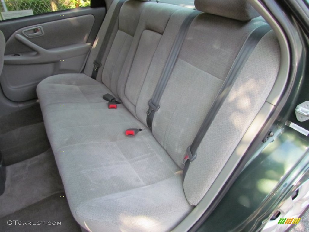 2000 Camry LE - Woodland Pearl / Gray photo #18