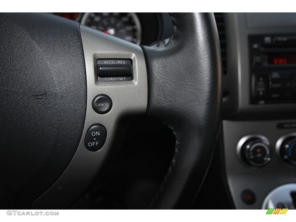 2011 Nissan Sentra 2.0 SR Controls Photo #67227348