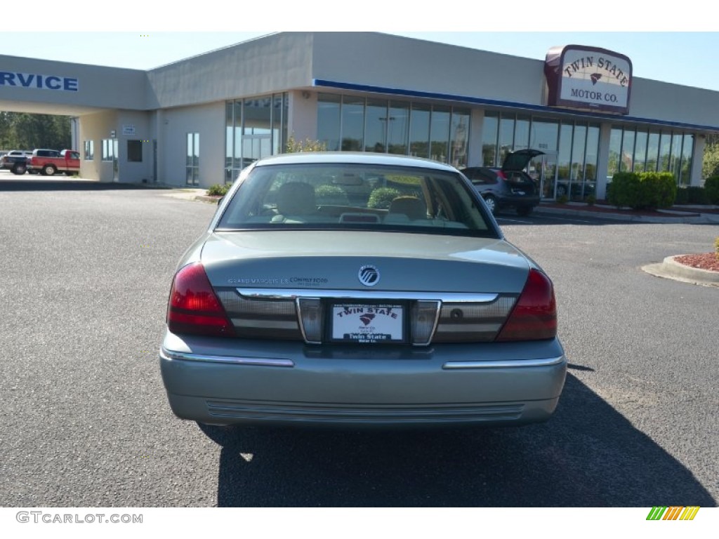 2006 Grand Marquis LS - Light Tundra Metallic / Medium Light Stone photo #6