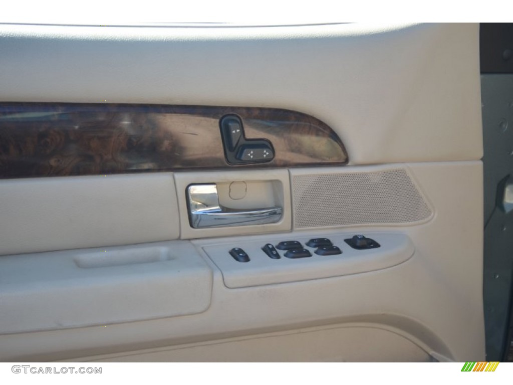 2006 Grand Marquis LS - Light Tundra Metallic / Medium Light Stone photo #19
