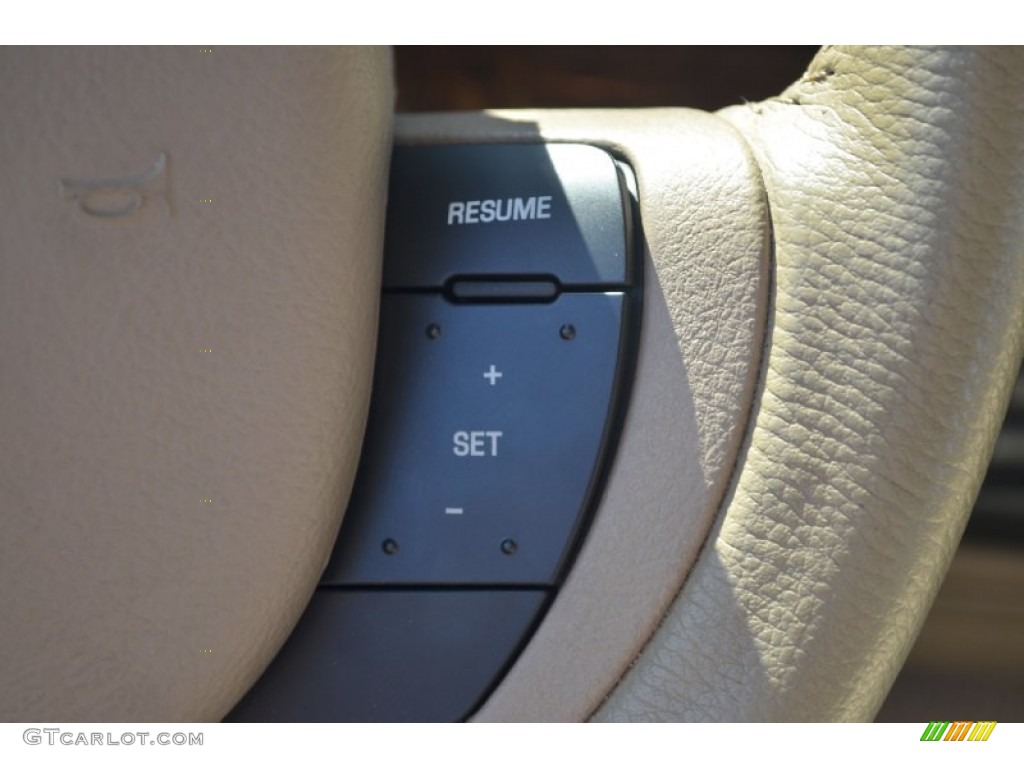 2006 Grand Marquis LS - Light Tundra Metallic / Medium Light Stone photo #24