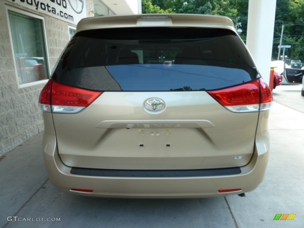 2012 Sienna LE - Sandy Beach Metallic / Bisque photo #3