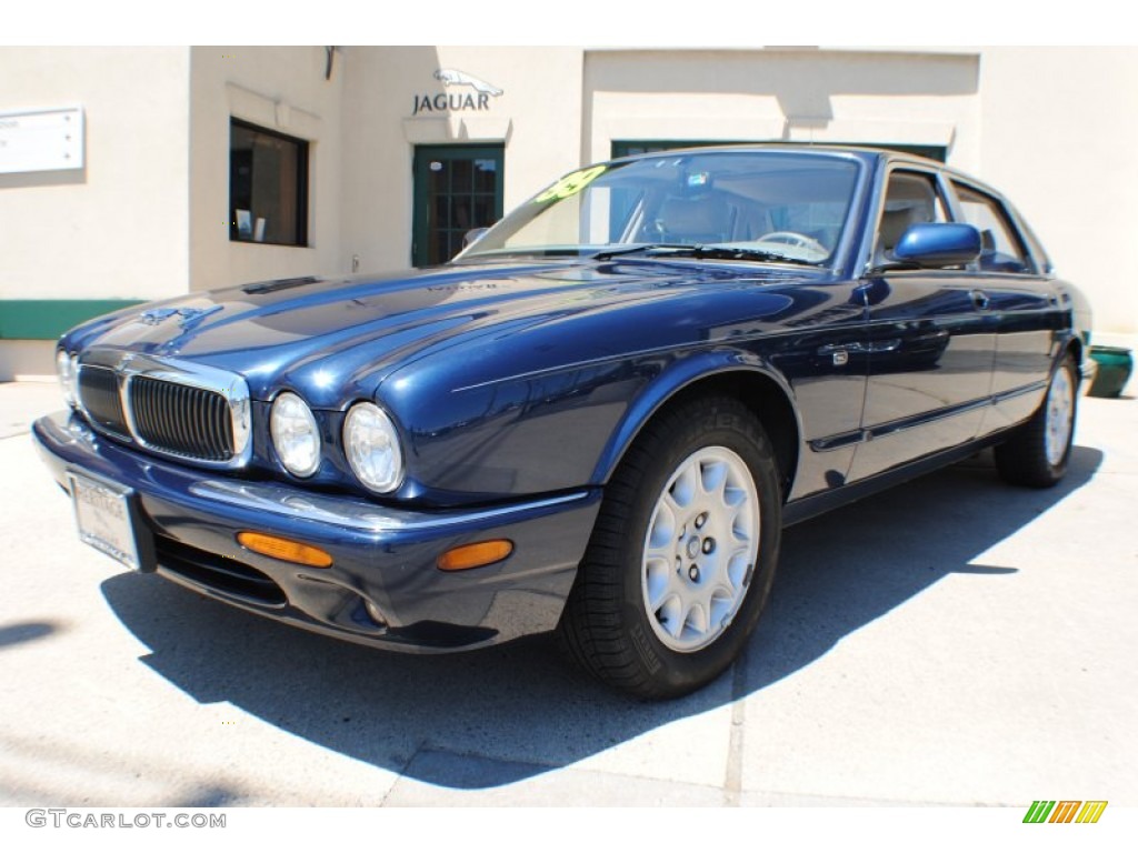 1999 XJ XJ8 - Sapphire Blue Metallic / Oatmeal photo #1