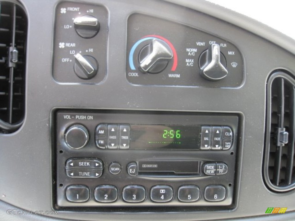 2005 Ford E Series Van E150 XLT Passenger Controls Photos