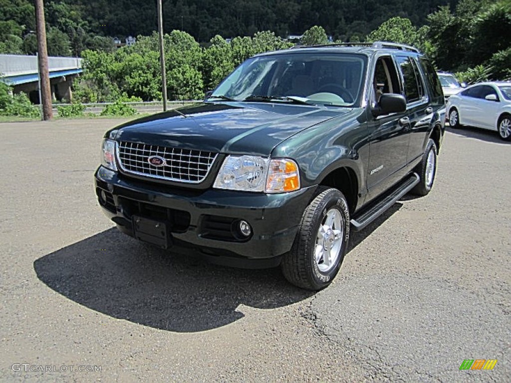 2004 Explorer XLT 4x4 - Aspen Green Metallic / Graphite photo #2