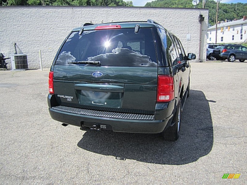 2004 Explorer XLT 4x4 - Aspen Green Metallic / Graphite photo #8