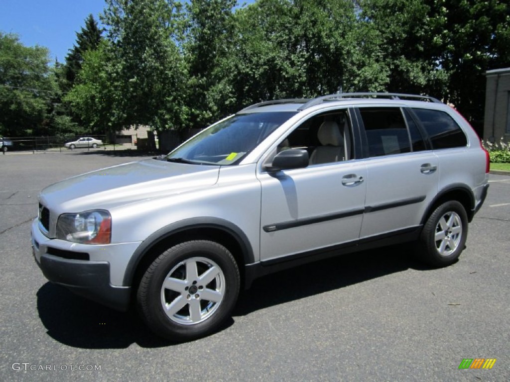 2003 XC90 2.5T AWD - Silver Metallic / Taupe/Light Taupe photo #1