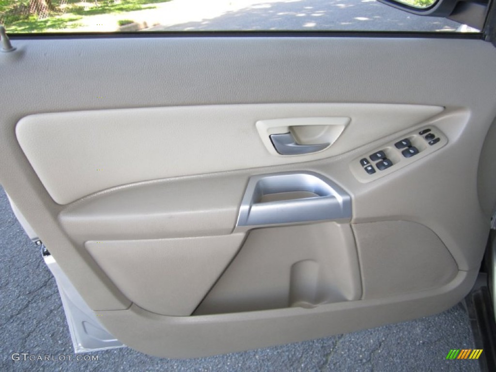2003 Volvo XC90 2.5T AWD Taupe/Light Taupe Door Panel Photo #67241289