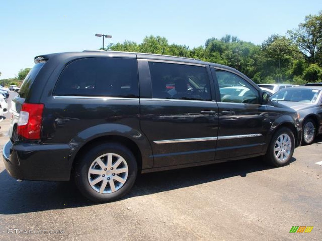 2012 Town & Country Touring - Dark Charcoal Pearl / Black/Light Graystone photo #3