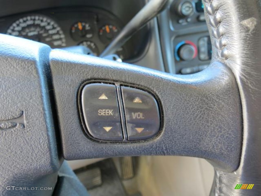2004 Yukon SLT 4x4 - Silver Birch Metallic / Pewter/Dark Pewter photo #19