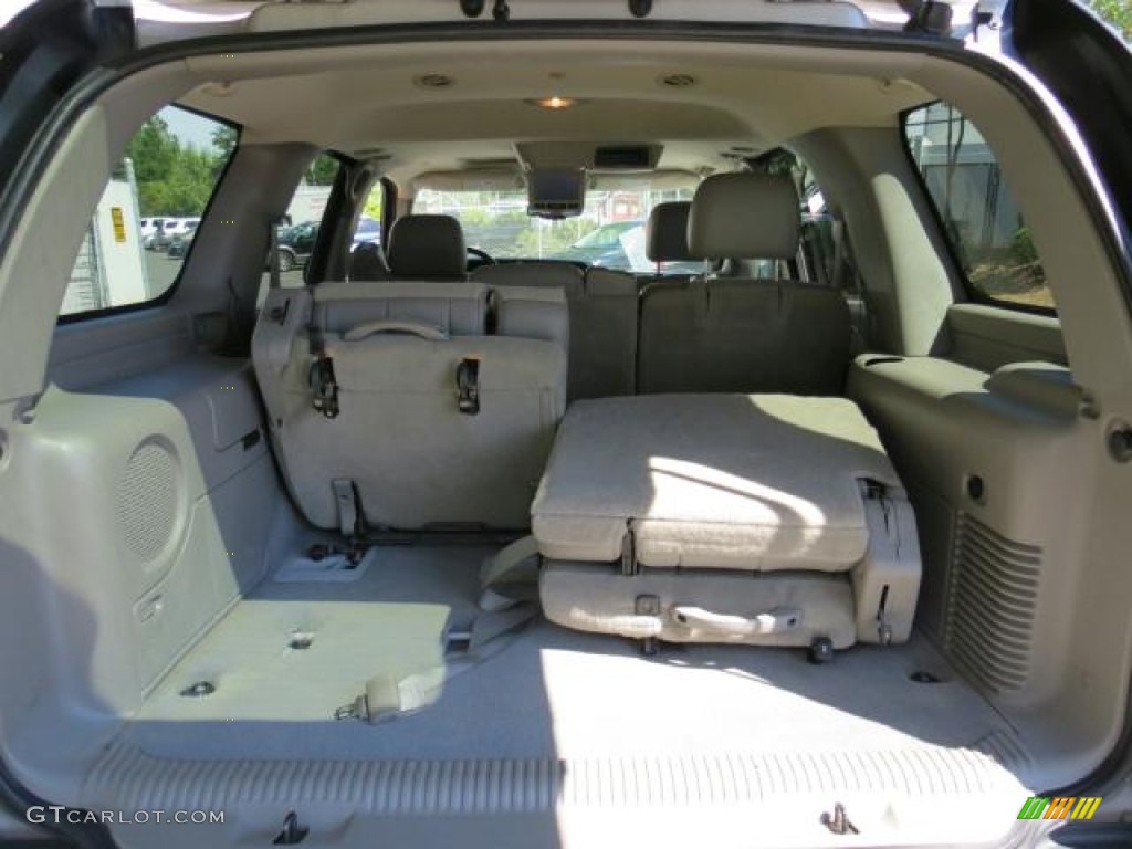 2004 Yukon SLT 4x4 - Silver Birch Metallic / Pewter/Dark Pewter photo #30