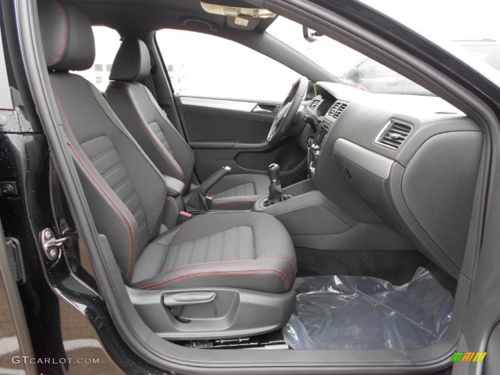 Titan Black Interior 2012 Volkswagen Jetta GLI Photo #67244703