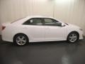 Super White - Camry SE Photo No. 4