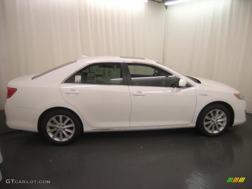 2012 Camry Hybrid XLE - Super White / Ivory photo #4