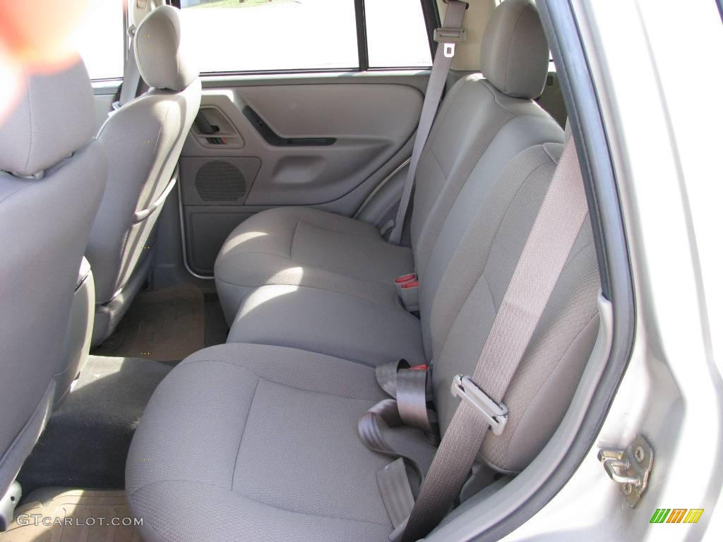2003 Grand Cherokee Laredo 4x4 - Light Pewter Metallic / Taupe photo #12