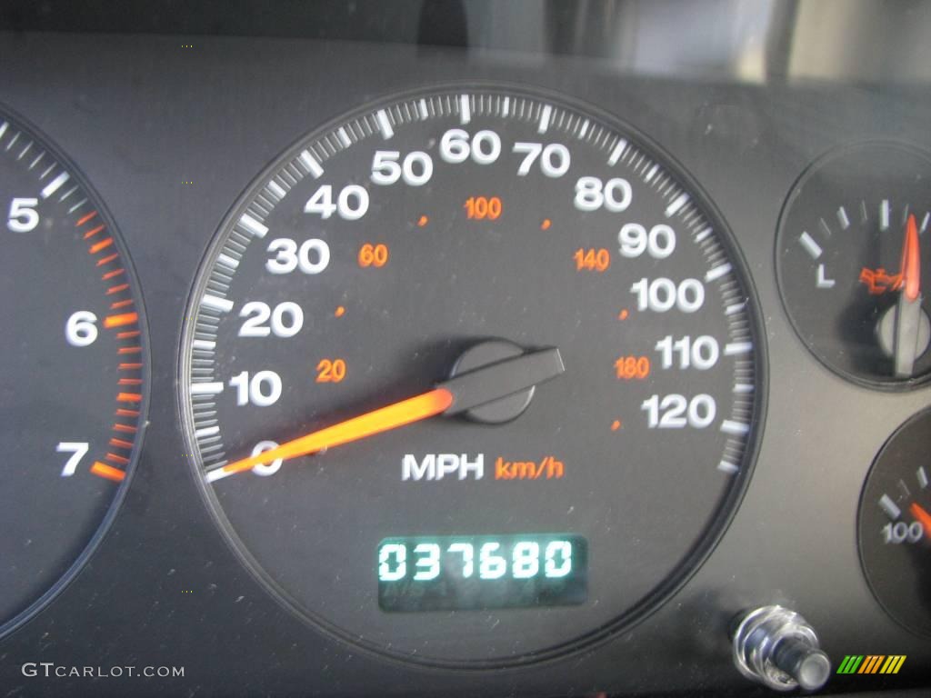 2003 Grand Cherokee Laredo 4x4 - Light Pewter Metallic / Taupe photo #15