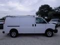 Summit White - Express 2500 Commercial Van Photo No. 10