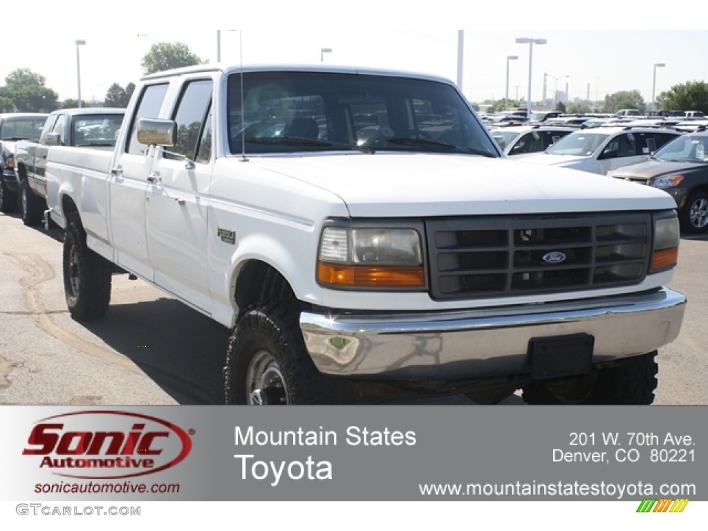 1990 F350 XLT Crew Cab 4x4 - Oxford White / Gray photo #1