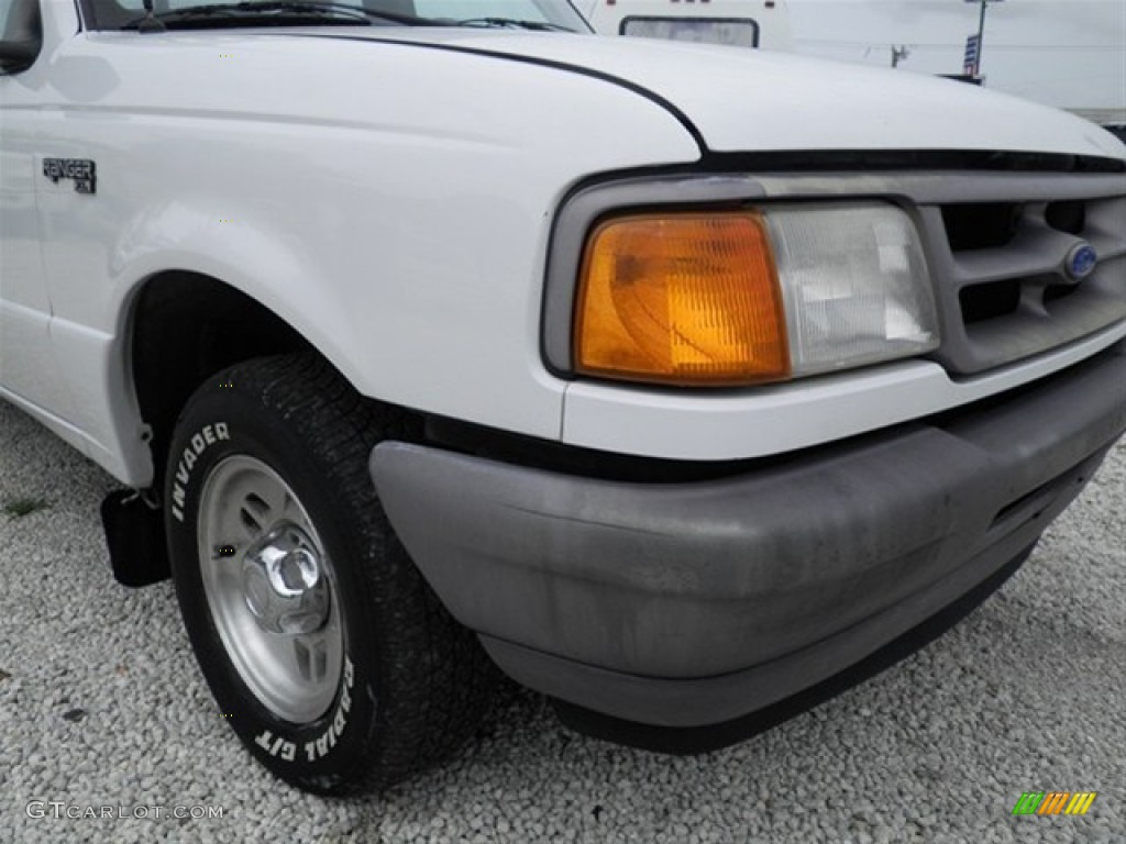 1995 Ranger XL SuperCab - Oxford White / Blue photo #2