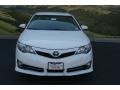 Super White - Camry SE Photo No. 4