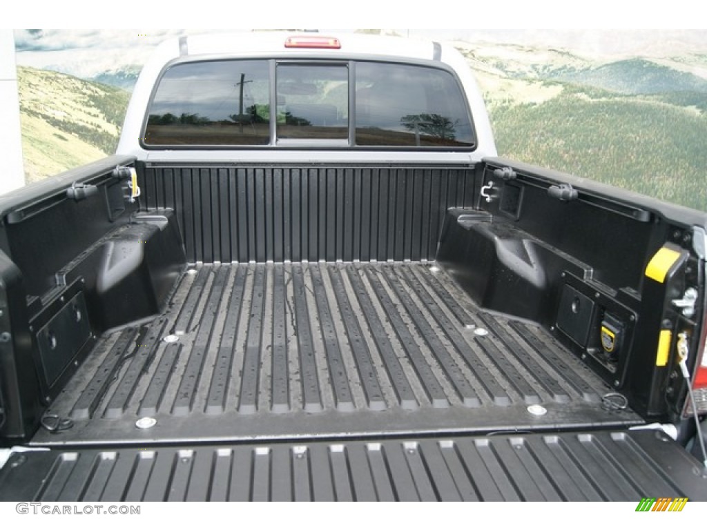 2012 Toyota Tacoma V6 TRD Double Cab 4x4 Trunk Photos
