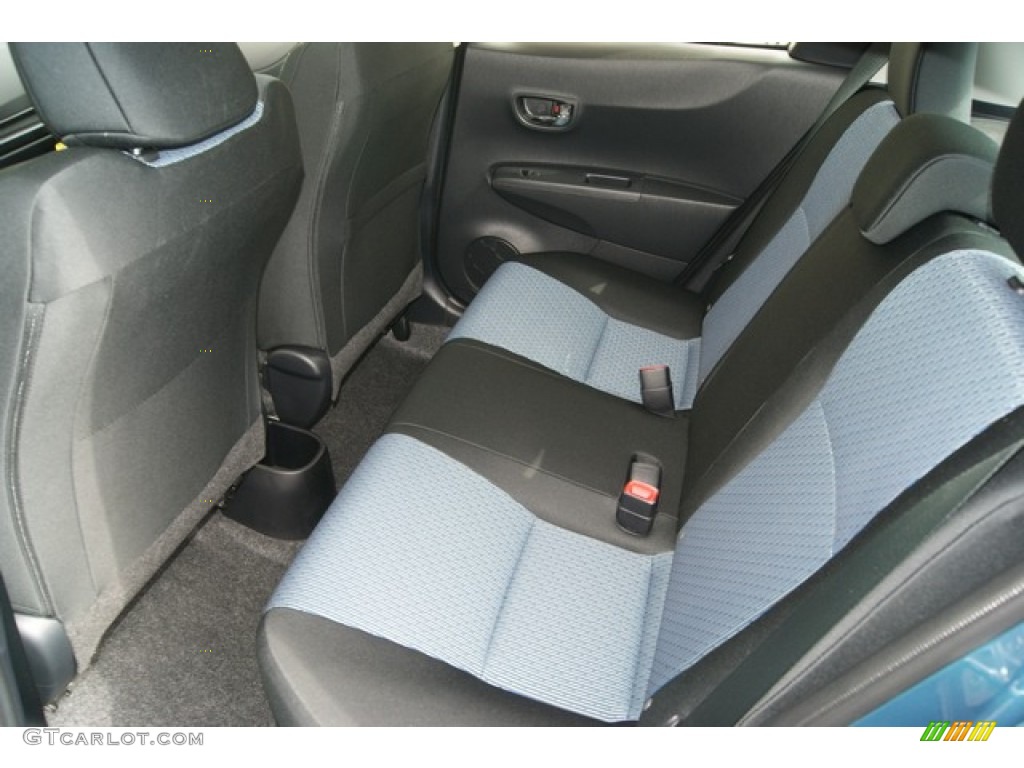 Dark Gray Interior 2012 Toyota Yaris SE 5 Door Photo #67253370