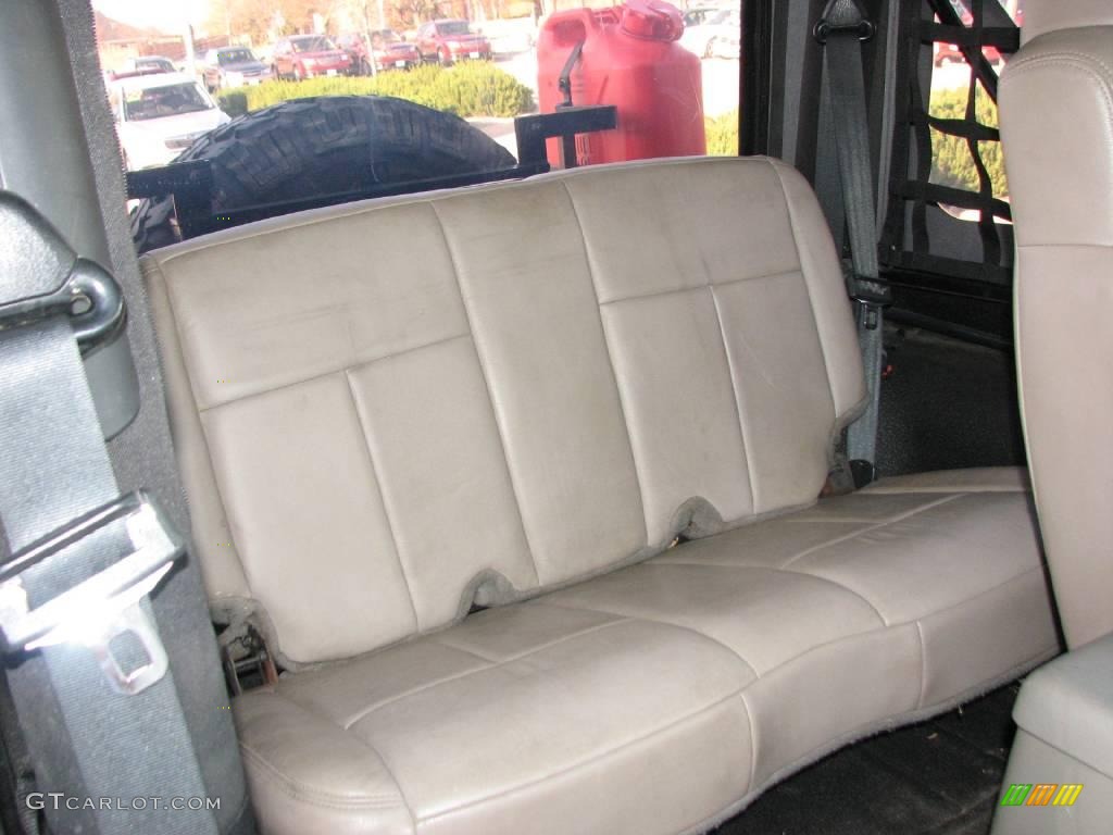 2004 Wrangler Rubicon 4x4 - Light Khaki Metallic / Khaki photo #11