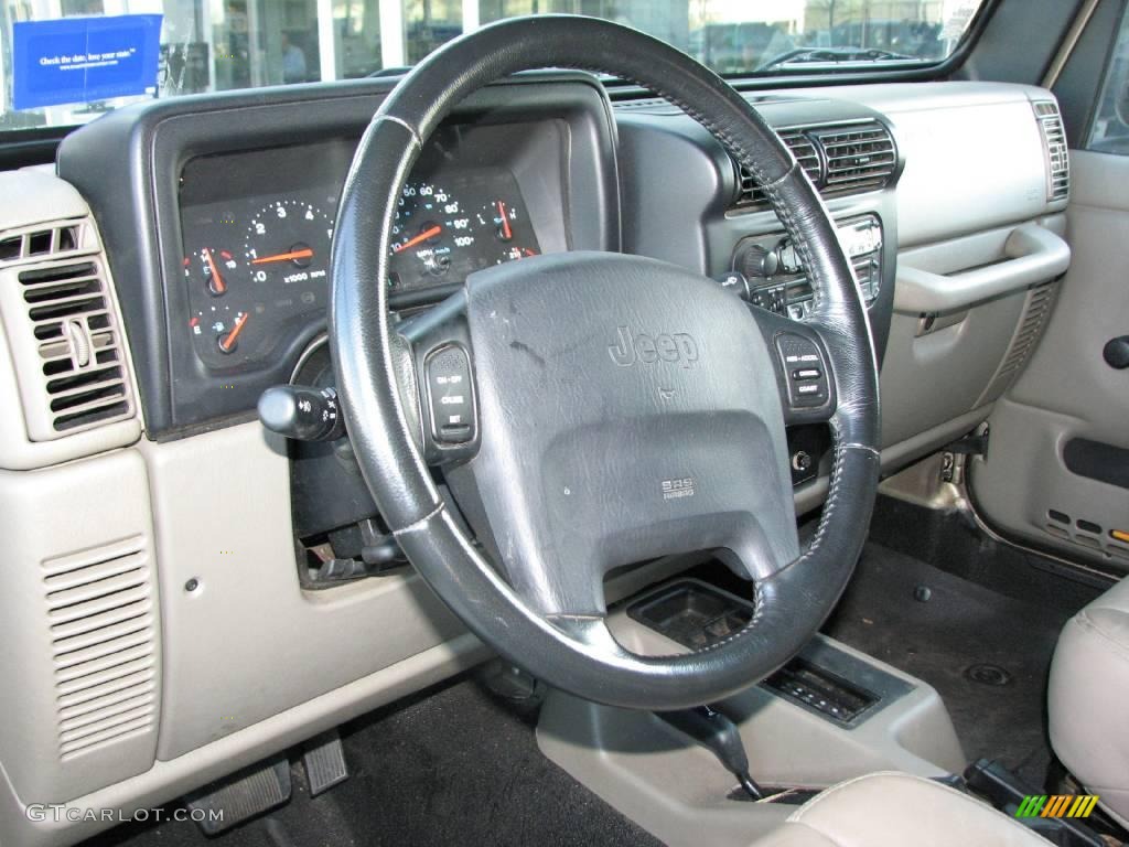 2004 Wrangler Rubicon 4x4 - Light Khaki Metallic / Khaki photo #14