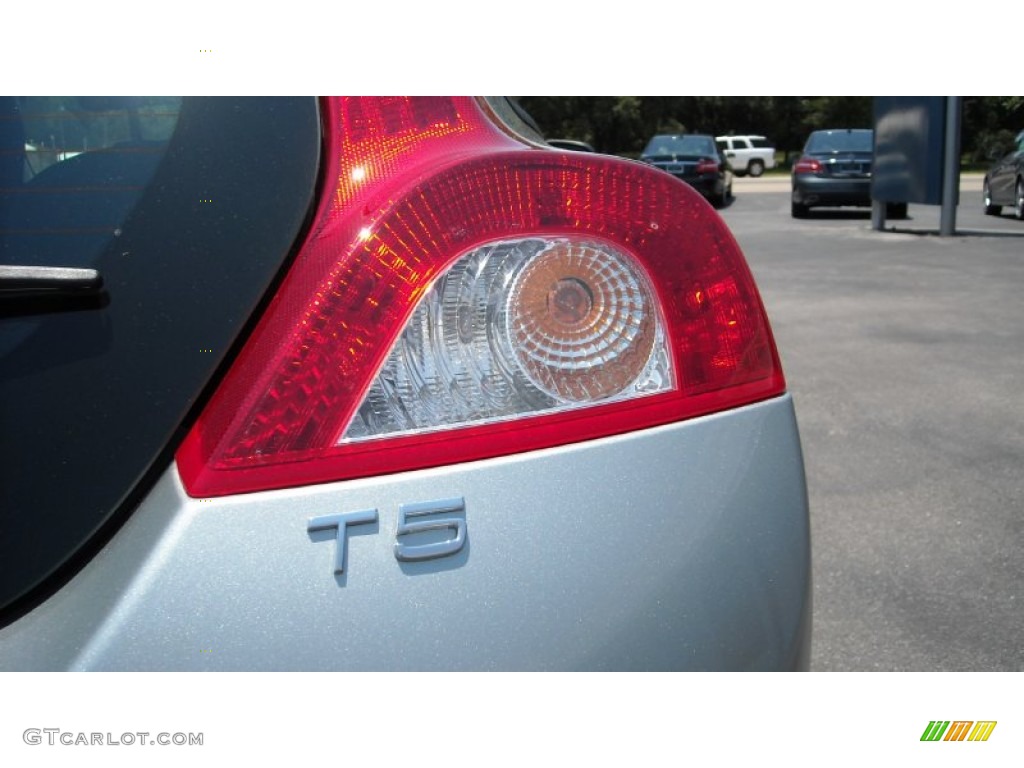 2013 Volvo C30 T5 Marks and Logos Photo #67258857