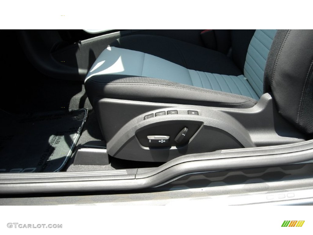 Off Black/Blonde Interior 2013 Volvo C30 T5 Photo #67258878