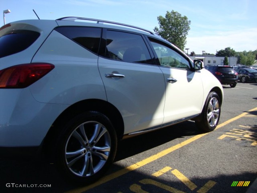 2009 Murano LE AWD - Glacier Pearl / Beige photo #8