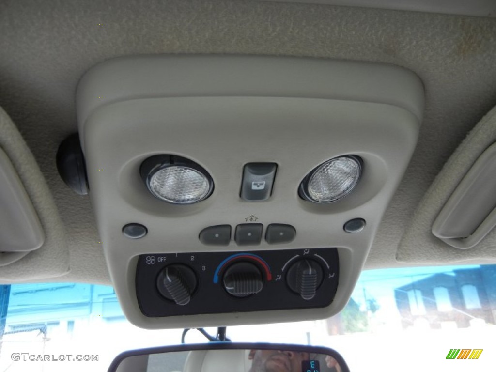 2002 Yukon XL Denali AWD - Onyx Black / Sandstone photo #34