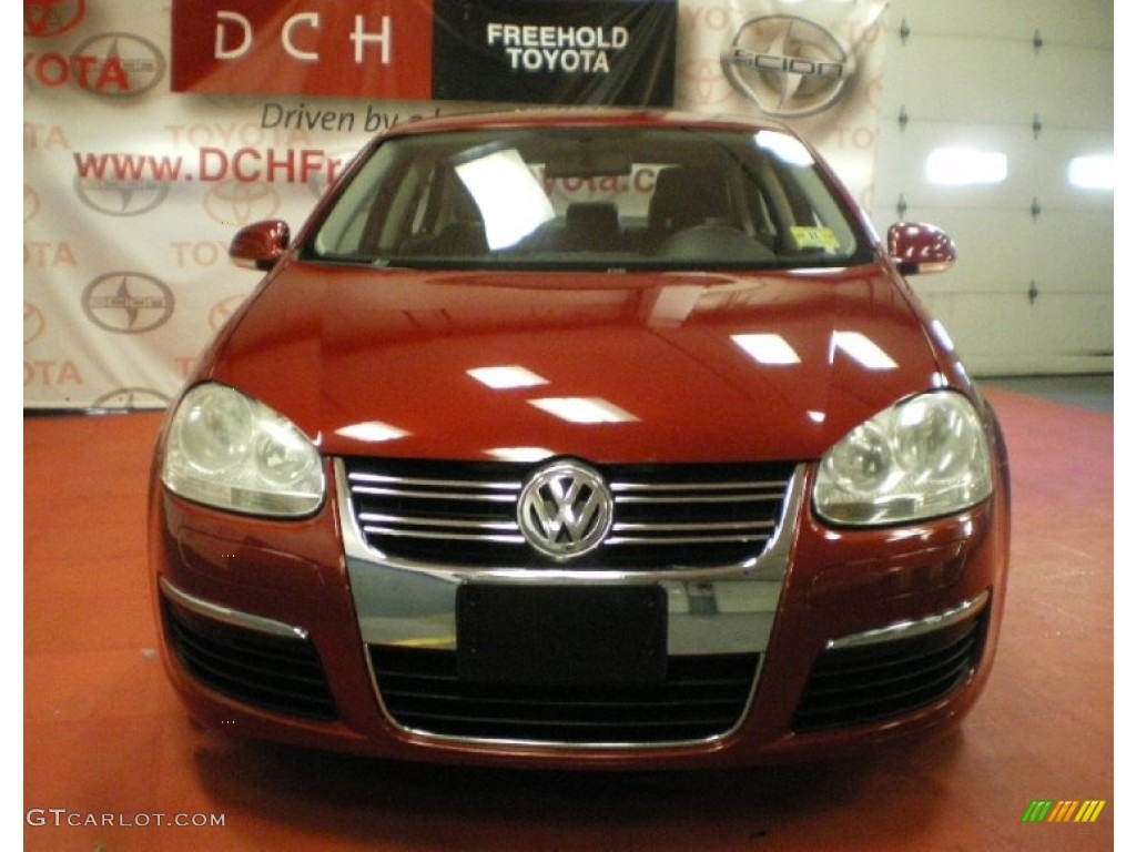 2006 Jetta 2.5 Sedan - Spice Red Metallic / Anthracite Black photo #2