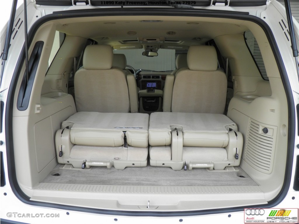 2011 Tahoe LTZ 4x4 - White Diamond Tricoat / Light Cashmere/Dark Cashmere photo #19