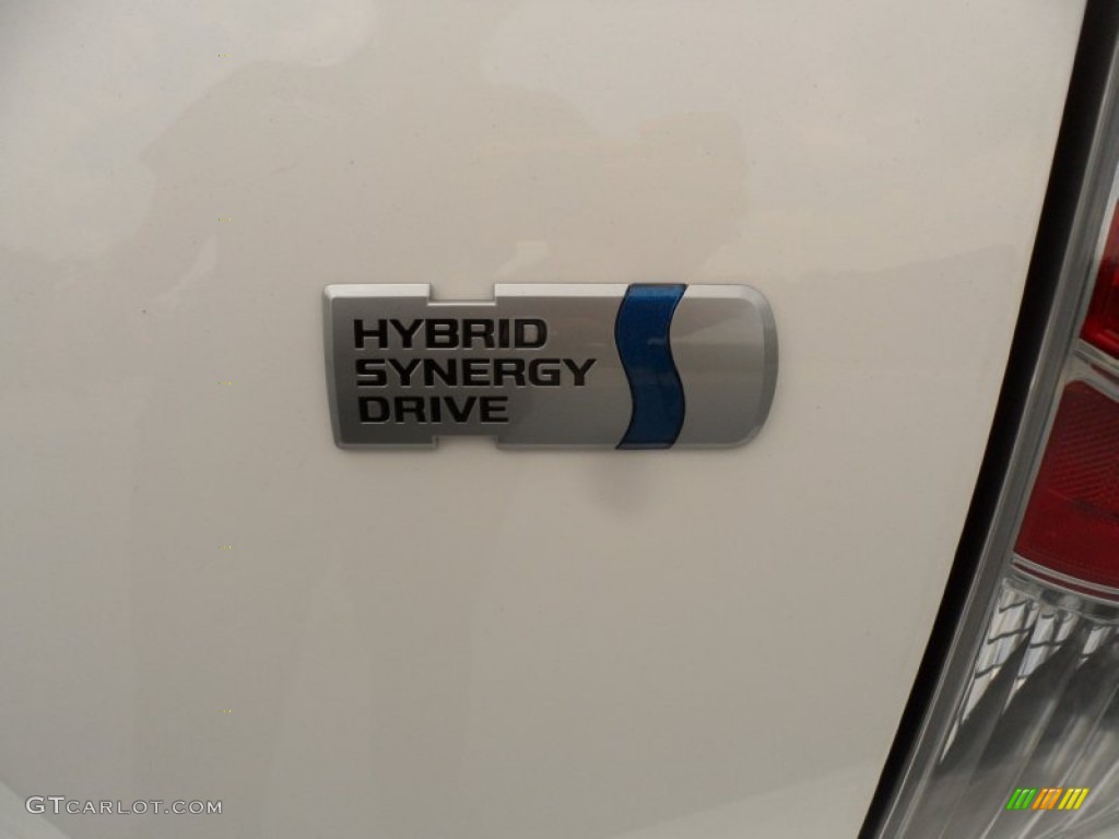 2012 Prius c Hybrid Four - Super White / Gray photo #15