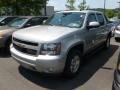 2007 Silver Birch Metallic Chevrolet Avalanche LT  photo #3