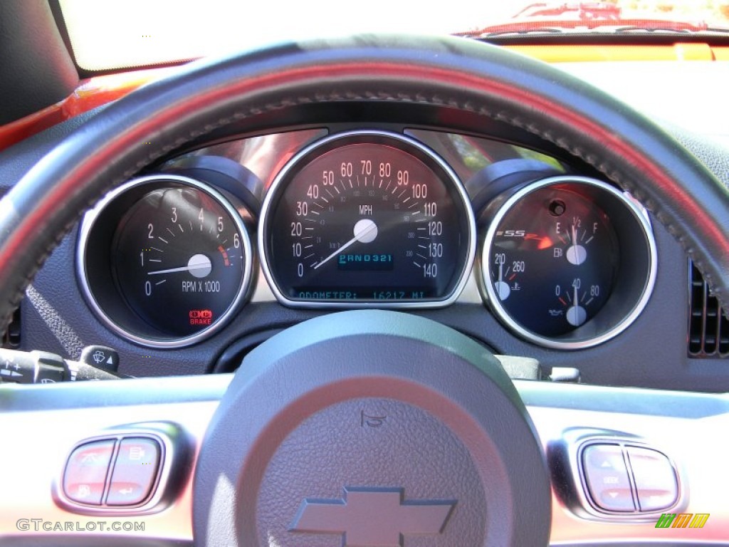 2003 Chevrolet SSR Standard SSR Model Gauges Photo #67275380