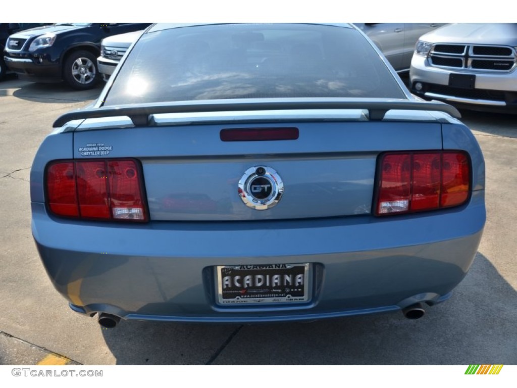 2007 Mustang GT Premium Coupe - Windveil Blue Metallic / Light Graphite photo #4