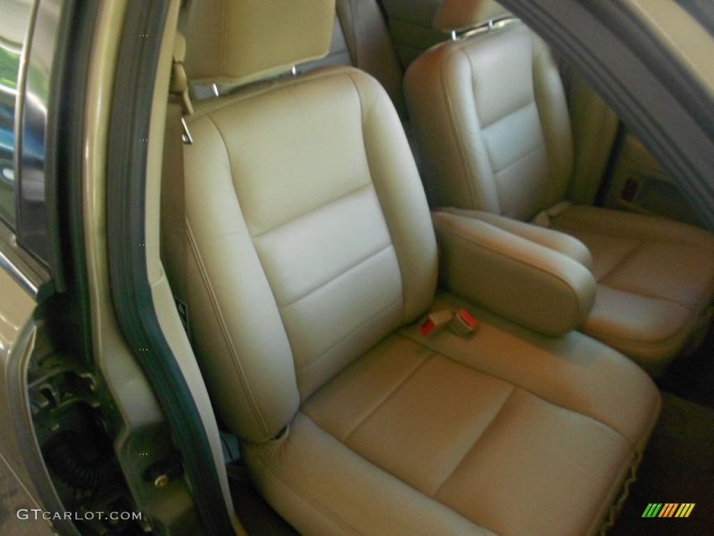 2003 Crown Victoria LX - Arizona Beige Metallic / Medium Parchment photo #14