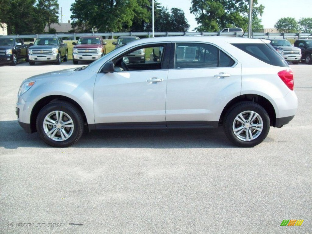 2010 Equinox LS - Silver Ice Metallic / Jet Black/Light Titanium photo #13