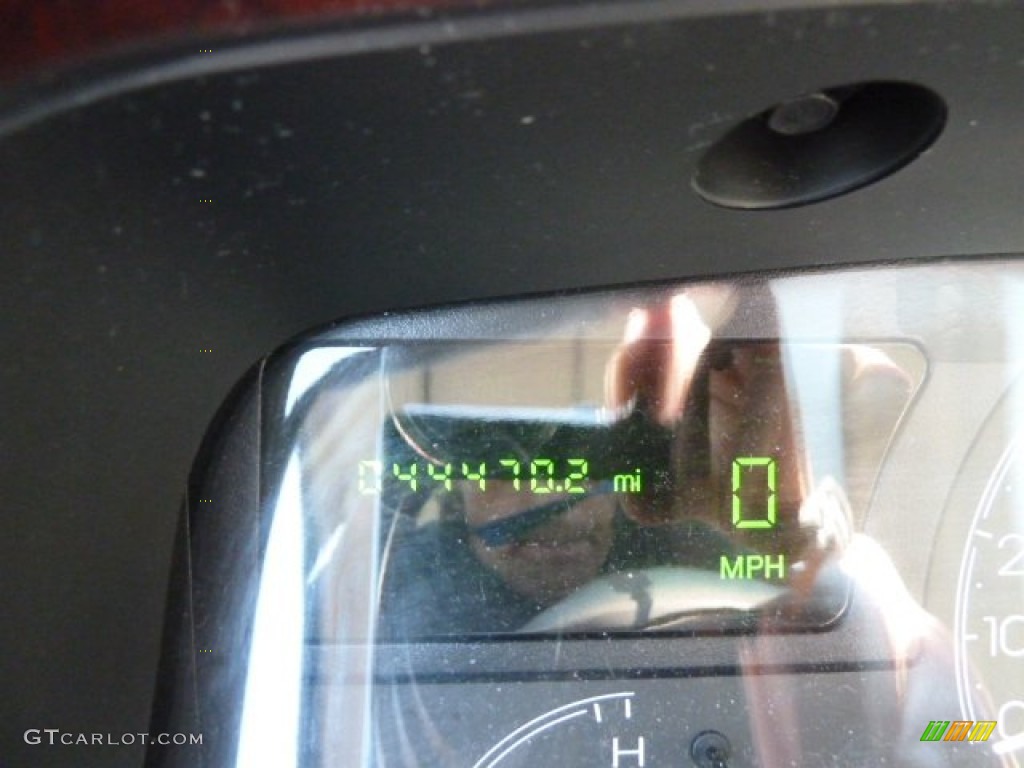 2003 Town Car Cartier - Ivory Parchment Tri Coat / Medium Dark Parchment/Light Parchment photo #24