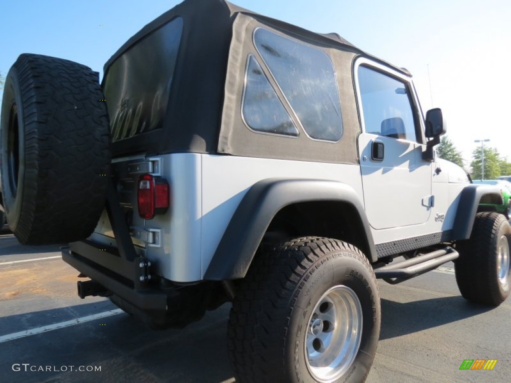2004 Wrangler Rubicon 4x4 - Bright Silver Metallic / Dark Slate Gray photo #3