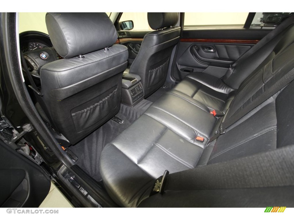 2000 BMW 5 Series 528i Wagon Rear Seat Photo #67282223