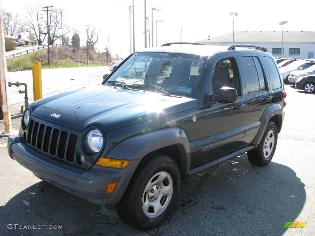 2005 Liberty Sport 4x4 - Deep Beryl Green Pearl / Khaki photo #4